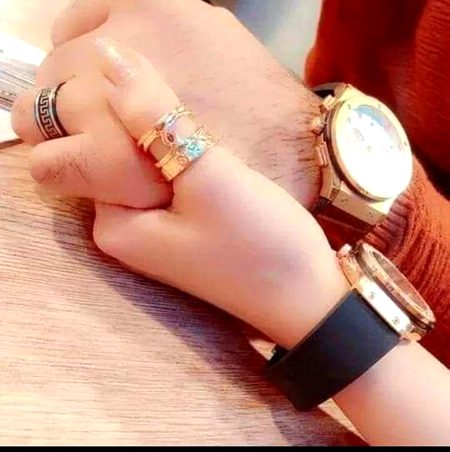 ژوند ته مې یو داسې څوک راغلې دې
  اوس که ترې بیلیږمه مړ کېږمه