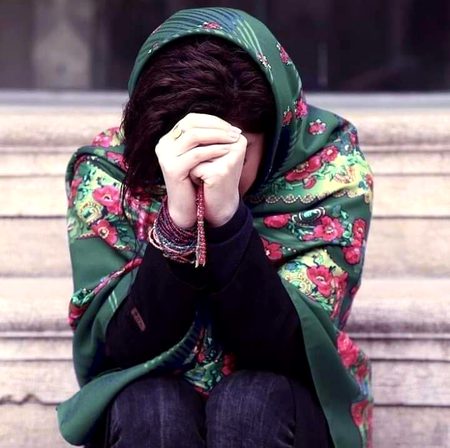 اب تو دل تنہائ میں رہنے کا عادی ہوگیاصاحب
بدل گۓ وہ لوگ جو صبح شام حال پوچھا کرتے تھے.