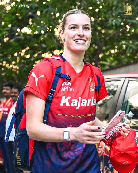 Beautiful People image