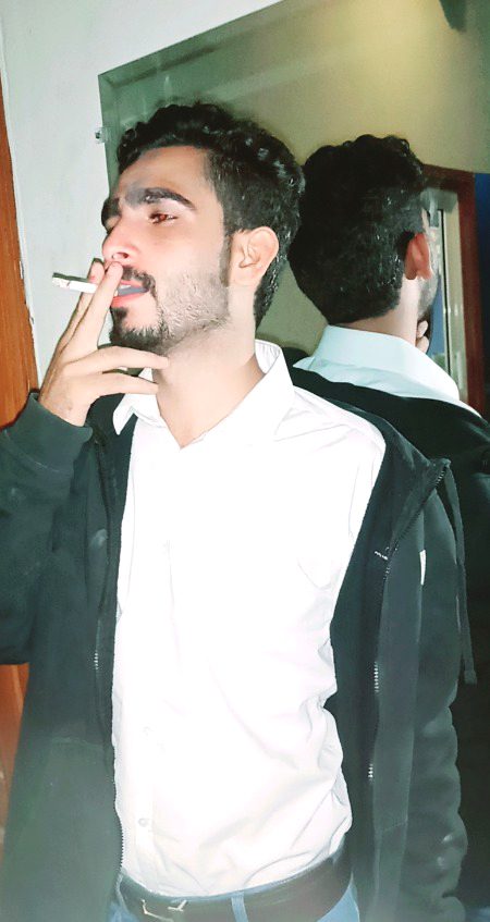Gumaan hai tere loat aanay ka...
Dekh kitna bad'gumaan hun main. 😓💔😥 😭😭😭