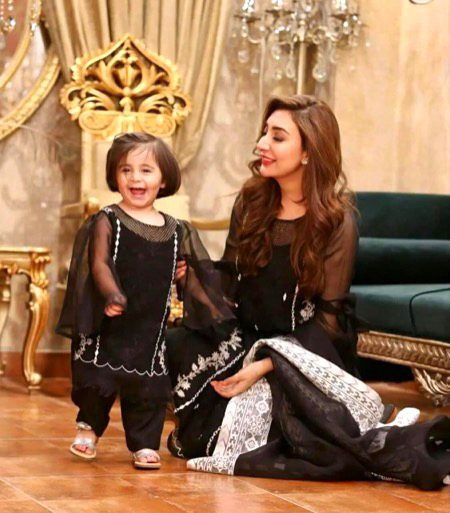 Pakistani Celebs image