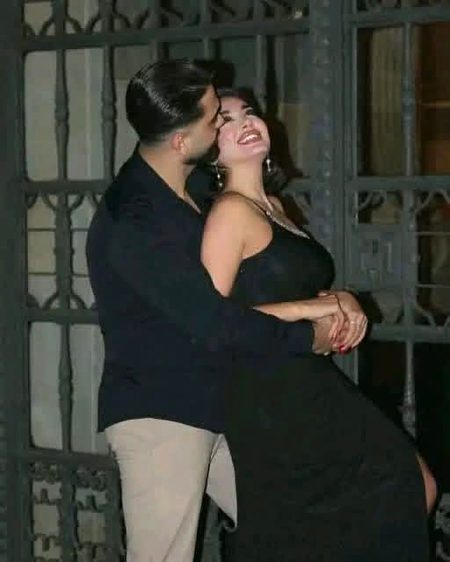 تمھارا ساتھ تسلسل سے چاہیے مجھ کو
تھکن زمانوں کی لمحوں میں کب اترتی ہے۔۔❣️🥀