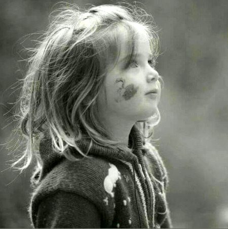 کر لیتے ہیں تخلیق کوئی وجہ اذیت ..
اب تو
بھاتا نہیں خود ہم کو بھی آرام ہمارا 
🖤
