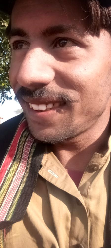 جو لوگ چائے کو منہ لگانے کے عادی ہوجائیں وہ لوگ ایروں غیروں کو منہ نہیں لگاتے ۔۔ 😍☕