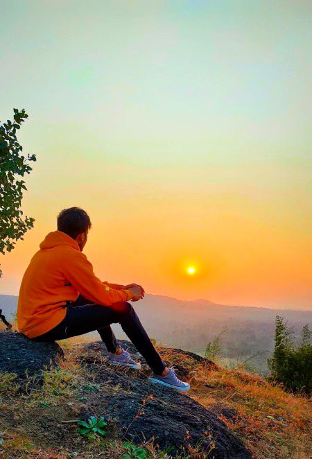 دکھوں کے لفافے میں غم کی کہانی ہے 😰💦
اک بے وفا سے دل لگایا اور برباد جوانی ہے 💔💔