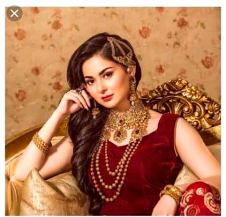 Beautiful hania amir