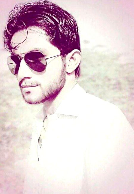 ❣کیوں گھبراتے ھو کے ہم چھوڑ جائیں گے،،💝
💝ارے پاگلی ---!! ہم ہم ہیں کوئی تم نہیں !