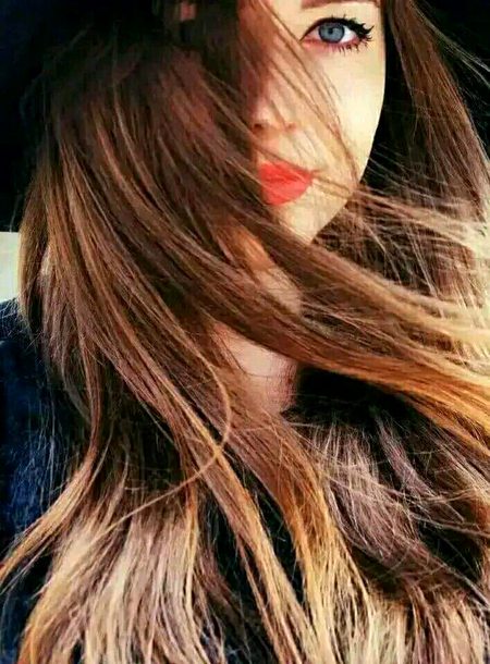 زخم وہی ہے جو چھپا لیا🥀 
جو بتا دیا وہ تماشا بن گیا🔥 Mahii 💔