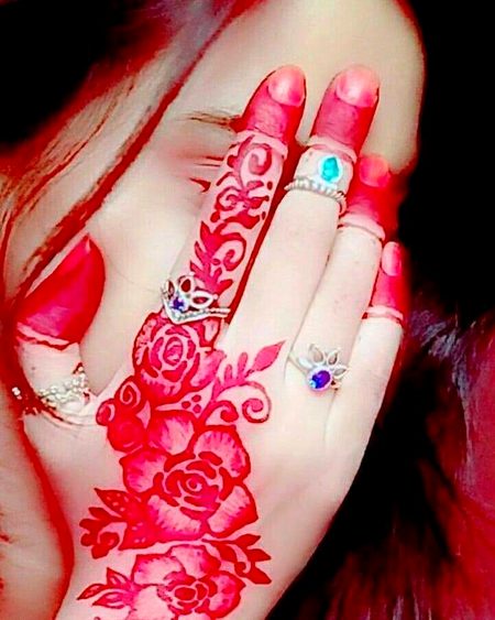عام ذہنوں میں ڈالتی ہوں خلل میں-🌚 جناب مجھ کو پڑھنے سے اجتناب کیجۓ👑😏🔥 -