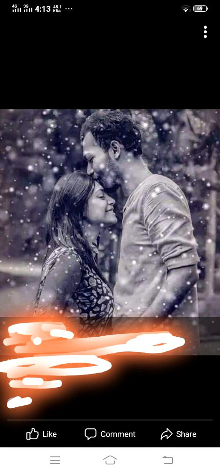 کبھی یہ مت سوچنا کہ یاد__نہیں کرتے
 ہم....😍😘😊
رات کی آخری اور _صُبح کی پہلی سوچ ہو تم..... 💕❤💕❤