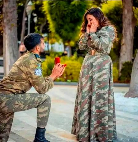 خُوشِیوں کو ڈال دیں گے😍 تیرے قدموں میں ہم😍😊 💕تُم آؤ کبھی راہِ مُحبّت میں...
میرا❤ ہونے کے لِئے۔۔!!😊