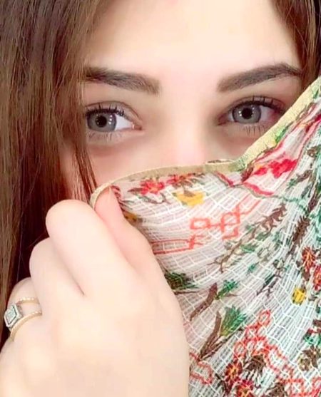 Beautiful People image