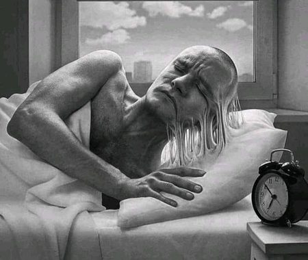 جب انسان کی روح تھک چکی ہو تو نیند سے تھکاوٹ کبھی نہیں اتر سکتی