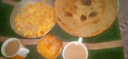 Barish aor grm grm brake fast☕☕😋😋😋😋