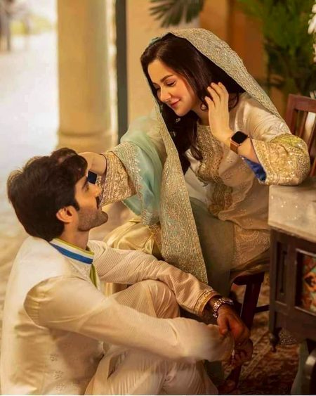 ضرورتیں ہیں نئی سے نئی، مگر اب کے.
بس آنکھ بھر کے تمہیں دیکھنا ضرورت ہے🔥 Mahii 💔