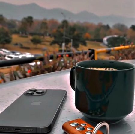 فرصت ہی مہنگی ہے ورنہ
سکون تو ایک کپ چائے میں بھی مل جاتا ہے__!
☕💫💚