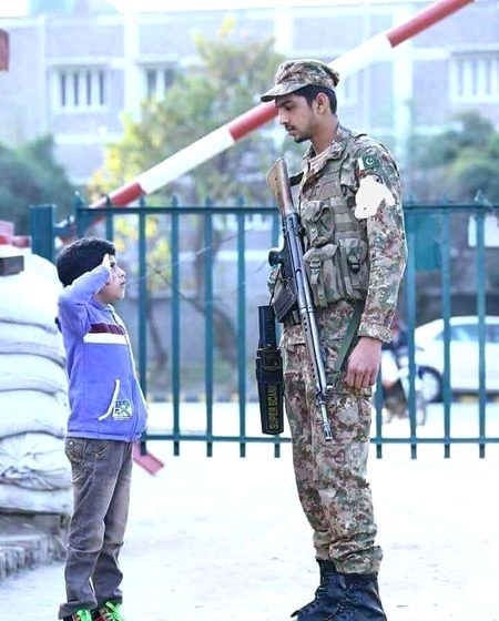 I salute u my Passion PAK ARMY love u 😍😘😘😘