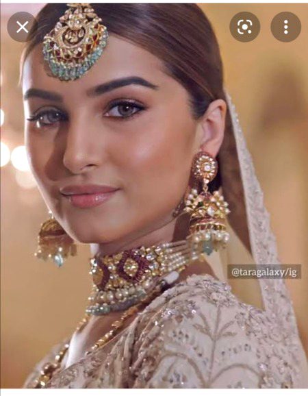 Beautiful People image
