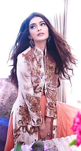 Indian Celebs image