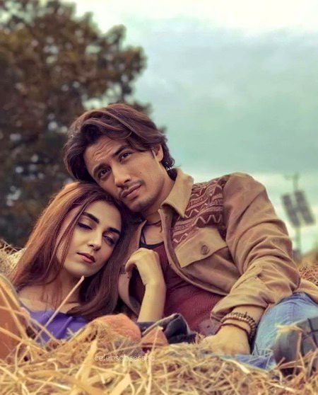 Pakistani Celebs image