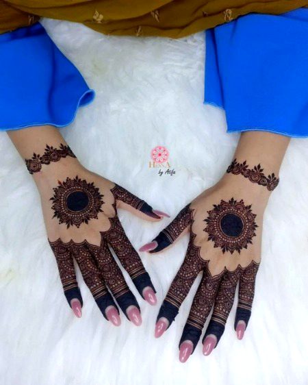 Mehndi Design image
