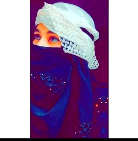 اے بنت حوا تمہیں پردہ کیوں محال لگتا ہے 
مجھے تو بنا حجاب کے نکلنا عذاب لگتا ہے🤗❤🥀