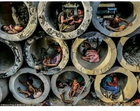 تم کو رقبے ملے ہیں ورثے میں ۔۔۔!!!
تم نہ سمجھو گے بے گھروں کا دکھ ۔۔۔!!!