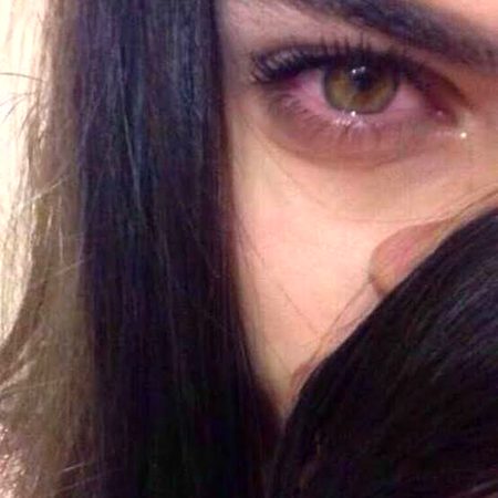 😟😞tanhati achi h munafiqon k hajoom se😕🤐