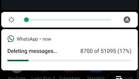 ﭘﺮﺍﻧﮯ ﻋﺎﺷﻖ ﮐﮯ ﺧﻂ ﺟﻼﻧﮯ ﭘﮧ ﺩﺍﺩ ﺑﻨﺘﯽ ﮨﮯ ﺣﻮﺻﻠﮯ ﮐﯽ
ﻣﯿﮟ ﺍﺱ ﮐﺎ ﺑﮭﯿﺠﺎ ﭘﺮﺍﻧﺎ ﻣﯿﺴﺞ ﮈﯾﻠﯿﭧ ﮐﺮﻧﮯ ﭘﮧ ﺭﻭ ﺭﮨﺎ ﮨﻮﮞ