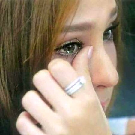 Tari yad ma ashk bar han ankhan 😢😭😭 miss you jani