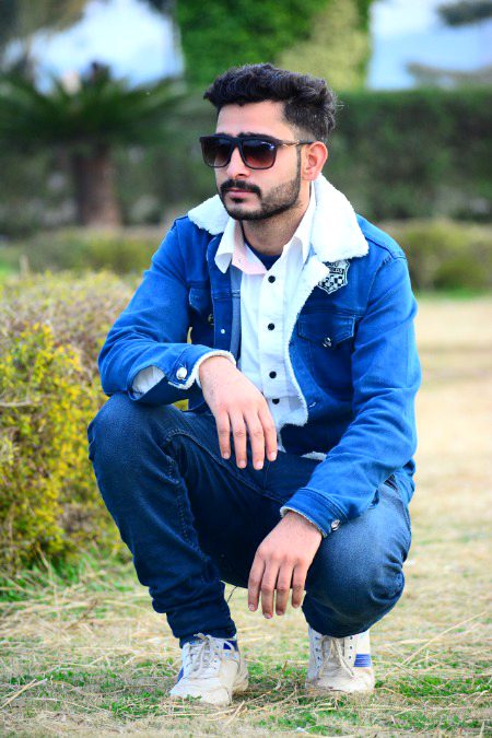 Woh b kya din thay k hum b jiya krte thay ...SHAMS...