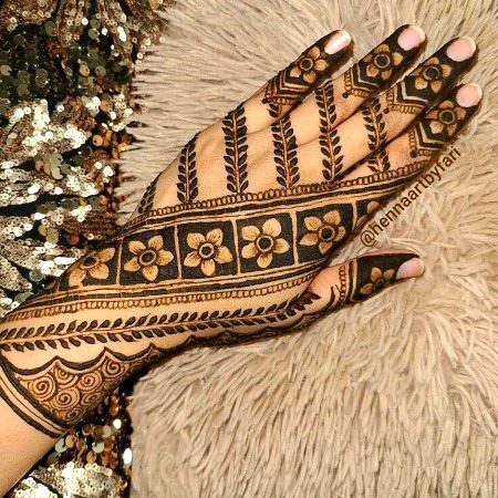 Beautiful Mehndi Design 💕💕