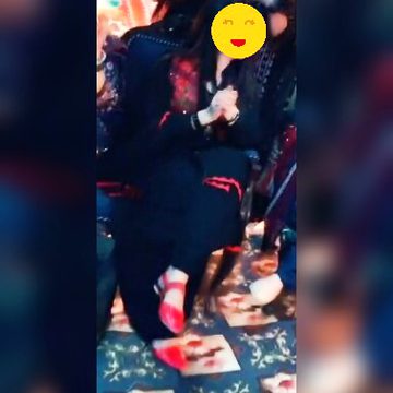 رونے کو ہم بھی رو لیں مگر ڈر سا لگتا ہے
کہیں پھر کوئی ہمدرد بن کے درد نہ دے جائے
💔💔😖😖