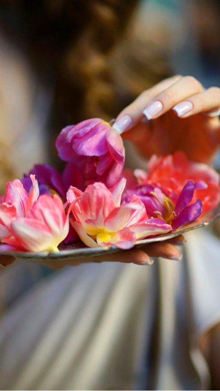 Beautiful People image