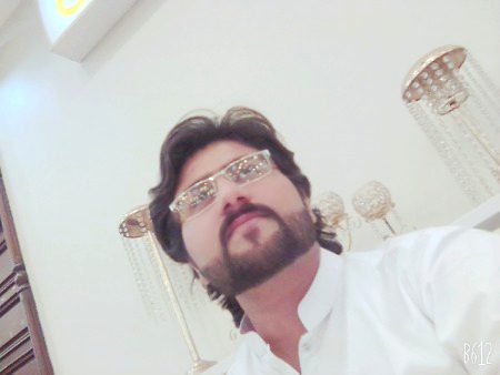 دل کی خواہش تھی کہ اظہار پیار ہوتا ۔۔۔ایک تیر آنکھوں میں تو دوسرا جگر کے پار ہوتا ۔۔عرفان