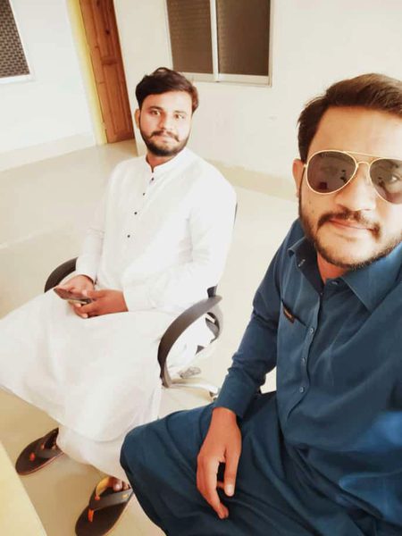 *ضد ہے مجھے اس کے بغیر جینے کی
*وہ شخص اب ملے بھی تو نہیں چاہیئے..