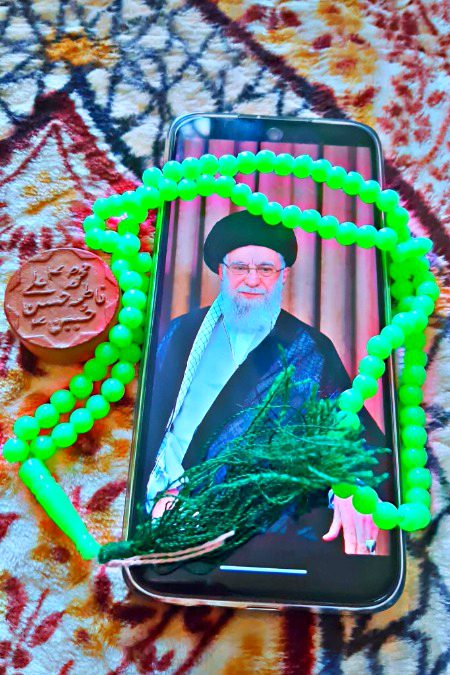 مجھے آپ سے ملنے کی خواہش تھی 😭🖤
آغا جان  میری حسرت حسرت ہی رہ گئی 🥺💔