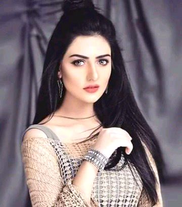 Sarah khan