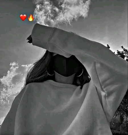 وہ خوش رہ لے گا میرے بغیر 🔥
میں نے ایک بار پہلے بھی بچھڑ کر دیکھا ہے اس سے 🔥