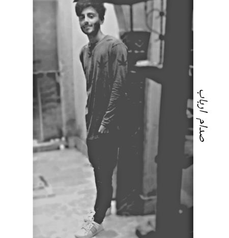 
اس نے قد کاٹھ نکالا ہے زمانے میں بہت
وہ مگر سوچ کا بونا ہے ۔ یہی رونا ہے