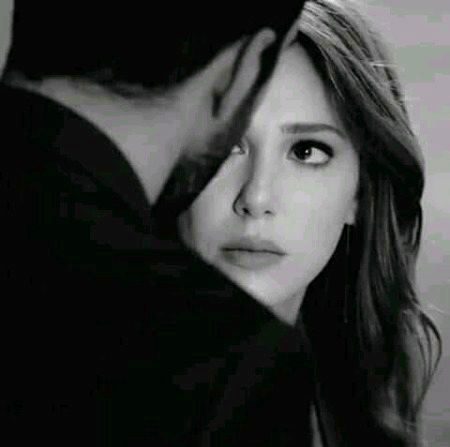 : ہٹائے تھے جو راہ سے دوستوں کی وہ پتھر مرے گھر میں آنے لگے ہیں -