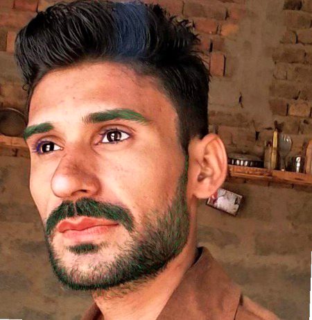 Aap sub bhe APNA pics adding karte ho .magr mera adding Dekho aap sub. Me yakeen k Saath keh data hon ke aisa addting aap sub me se kise ko bhe NAHI ata  this is my pic 🤗