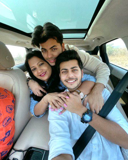 Indian Celebs image