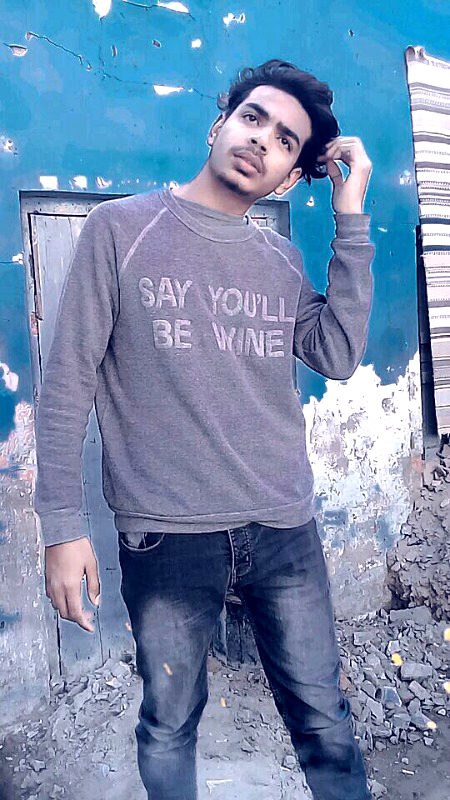 تم جلن برقرار رکھنا ”سائیں“
ہم جلوے برقرار رکھیں گے 😉