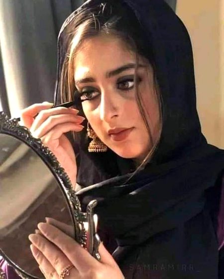 سرمہ طلب ہوا ہے خدا خیر ہی کرے
آئے گی شامت آج_____کسی بے گناہ کی