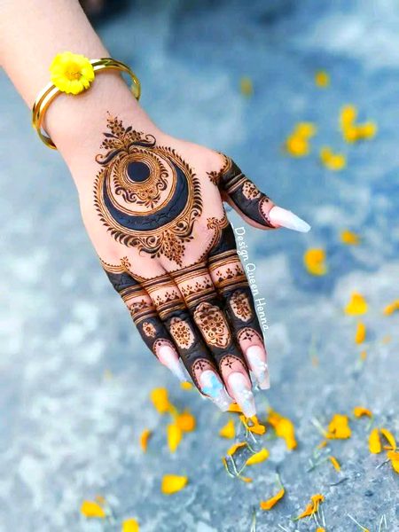 Mehndi Design image