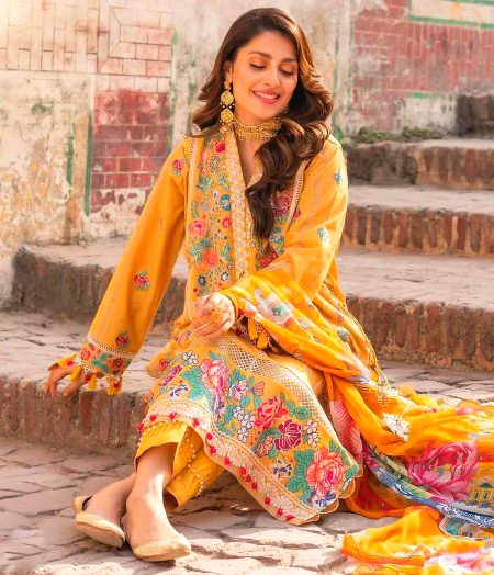 Pakistani Celebs image