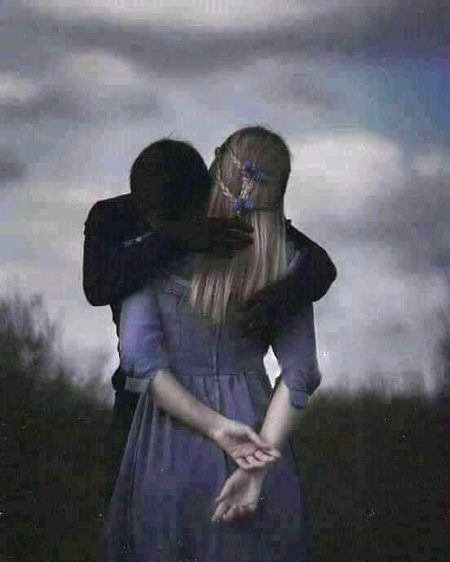 پہلی محبت نہ ملی تو ملال نہ کر
کسی کا آخری عشق بن کے کمال کر دے❤️🙃