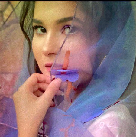Beautiful People image