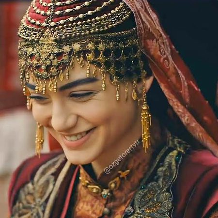 Turkish Celebs image